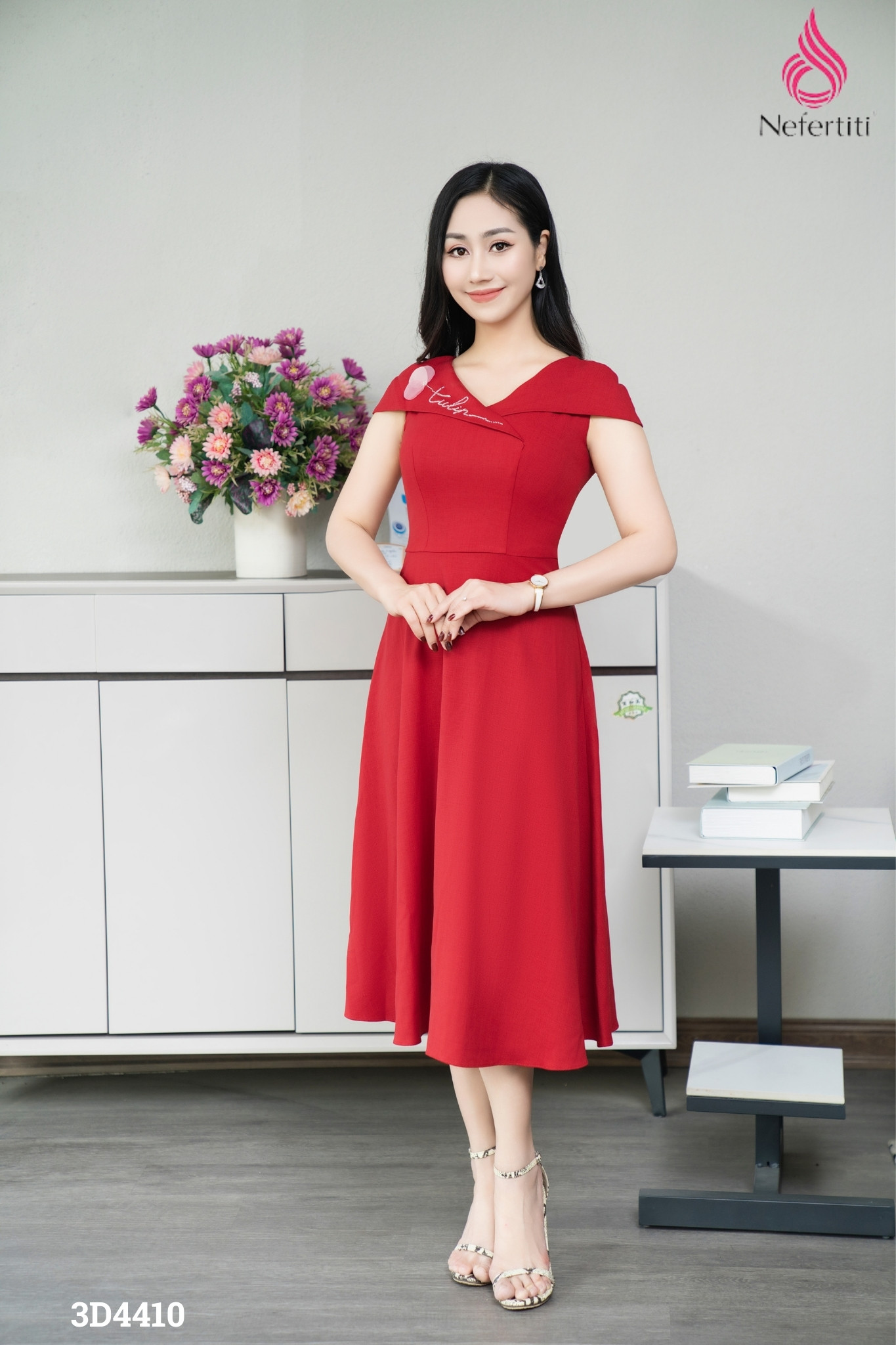 3D4410 - ĐẦM ĐỎ ĐÍNH CƯỜM HOA TULIP