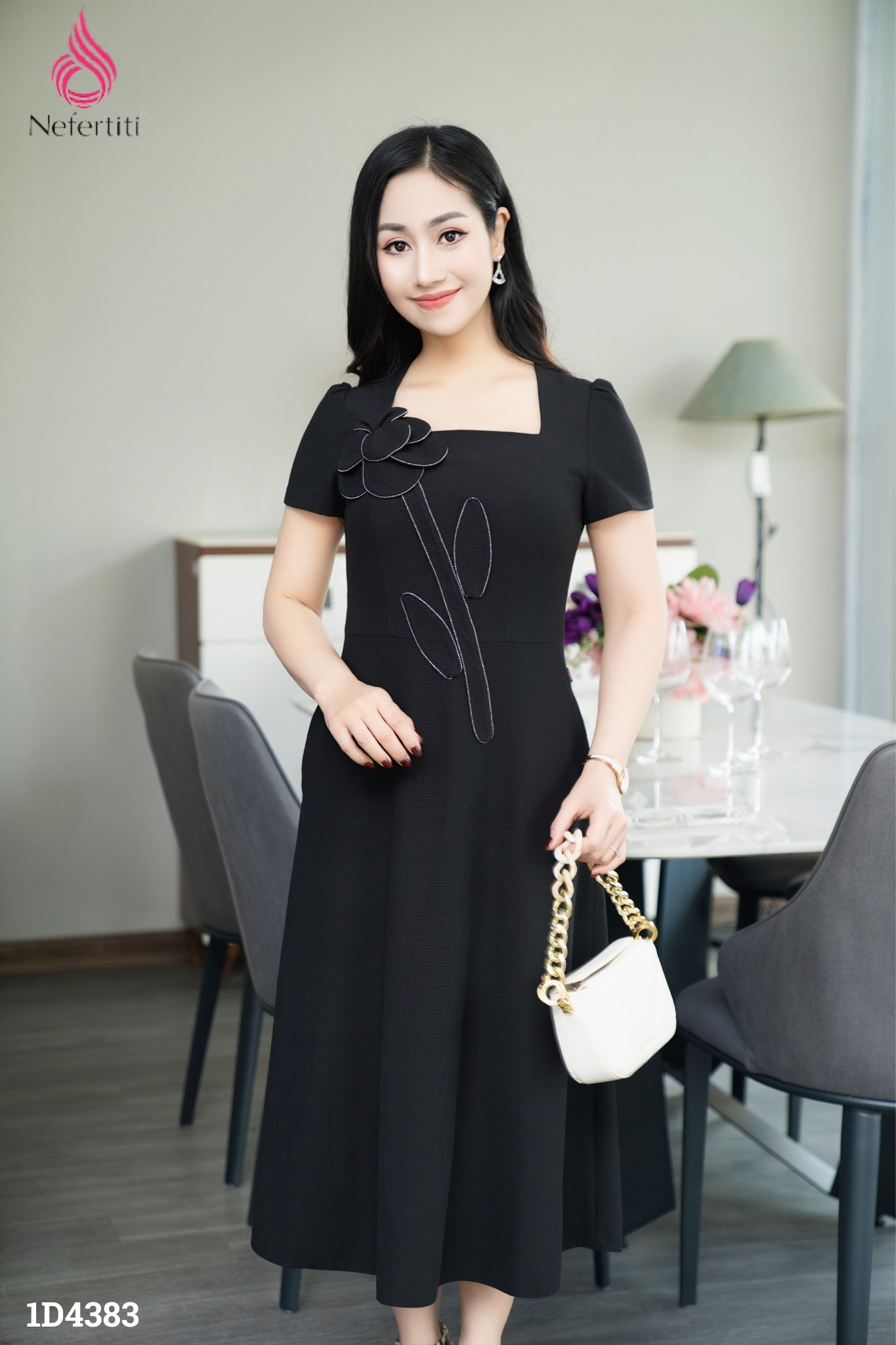 1D4383 - ĐẦM ĐEN HOA NỔI