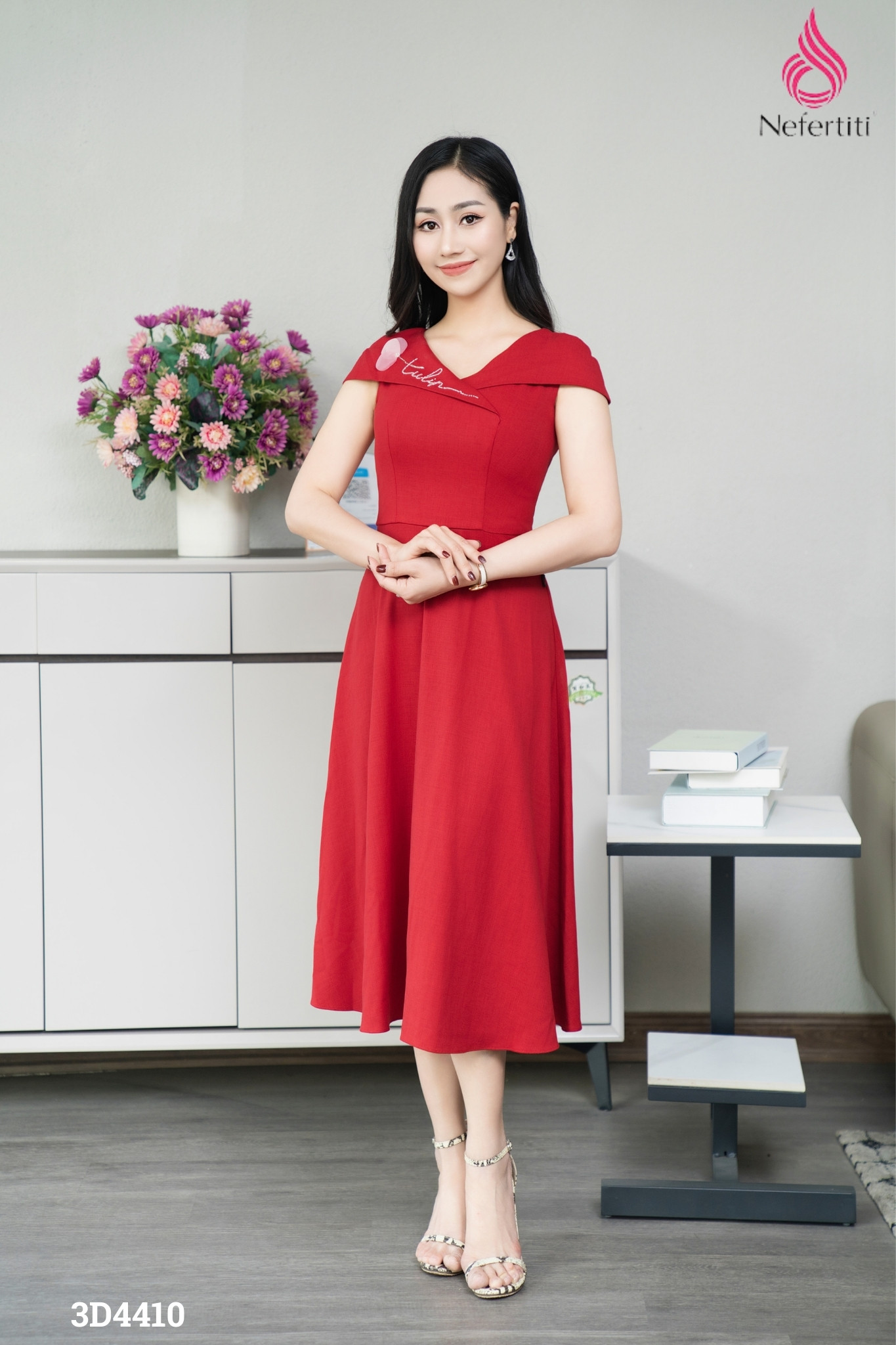 3D4410 - ĐẦM ĐỎ ĐÍNH CƯỜM HOA TULIP