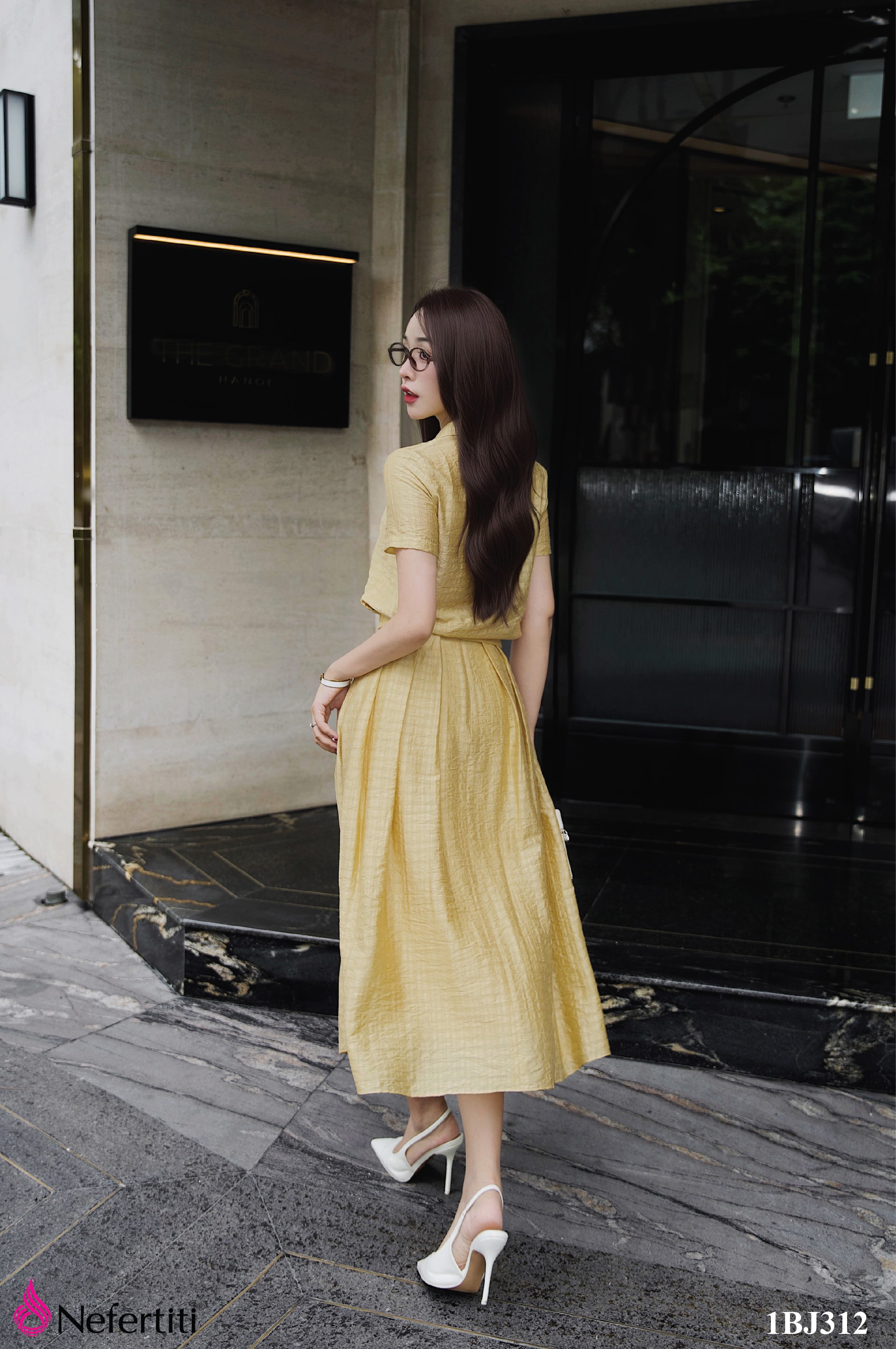 1BJ312 - Bộ Juyp vàng chân xếp ly