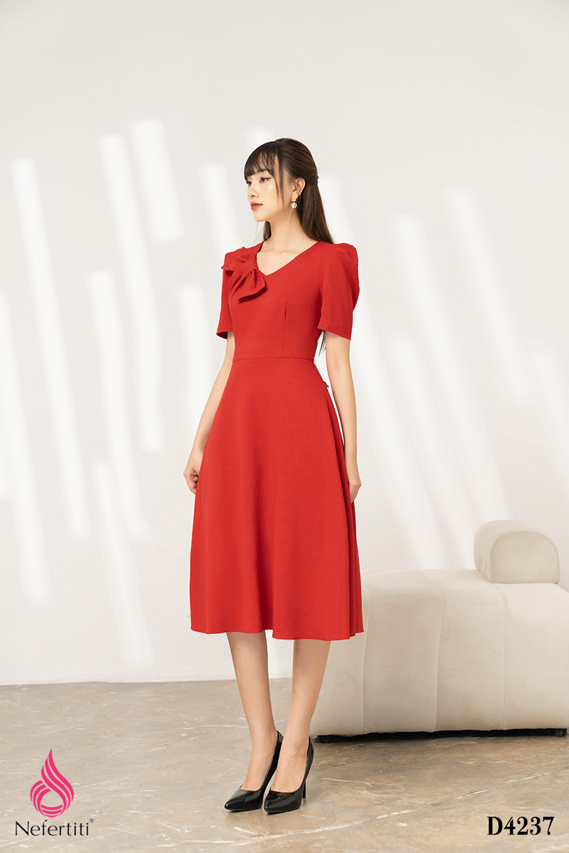 3D4237 - ĐẦM CỔ NƠ DÁNG XÒE