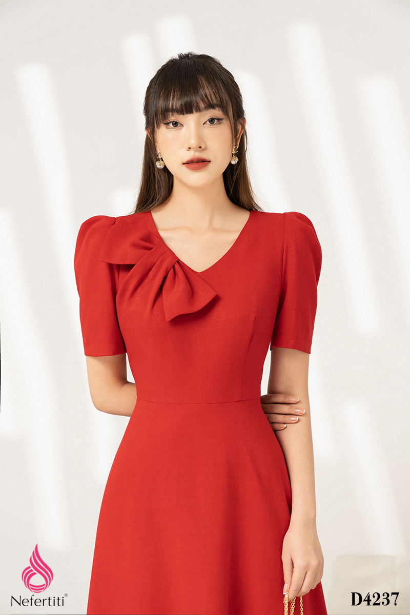 3D4237 - ĐẦM CỔ NƠ DÁNG XÒE