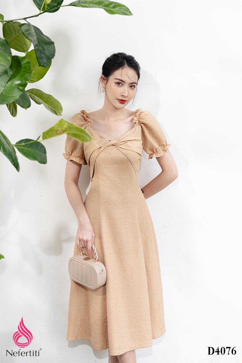 2D4076 - ĐẦM DÁNG XÒE NGỰC XẾP XOẮN CÁCH ĐIỆU