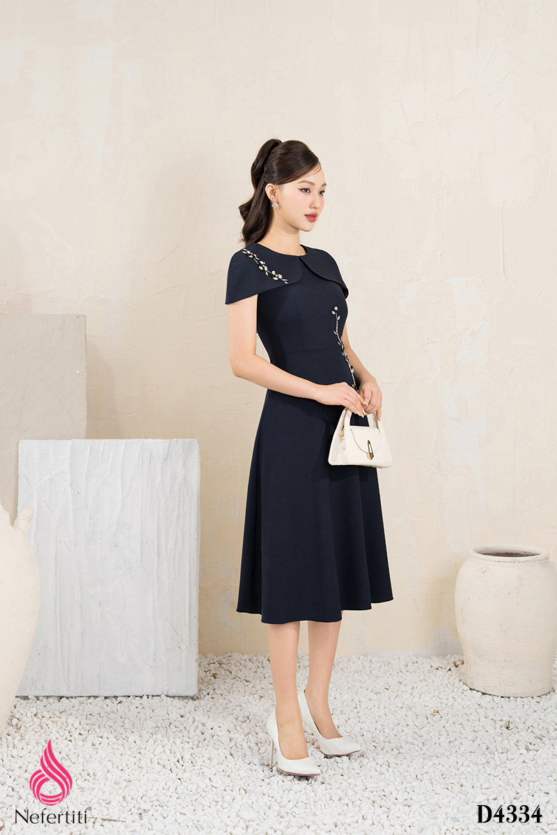 1D4334 - ĐẦM CỔ SEN CÁCH ĐIỆU