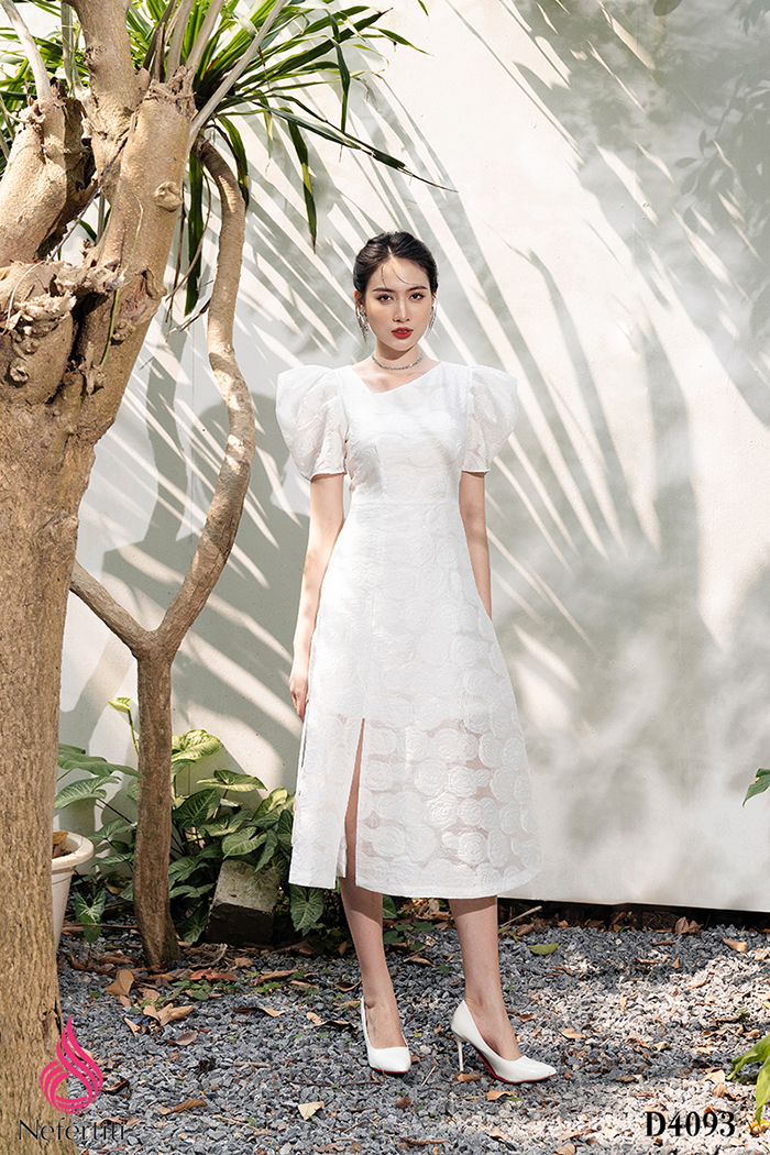 3D4093 - ĐẦM TRẮNG REN HOA TIỂU THƯ