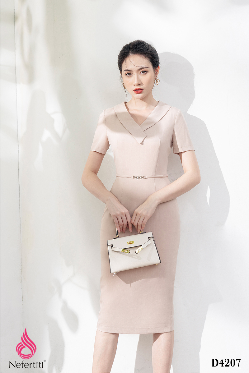 3D4207 - ĐẦM CỔ V DÁNG ÔM