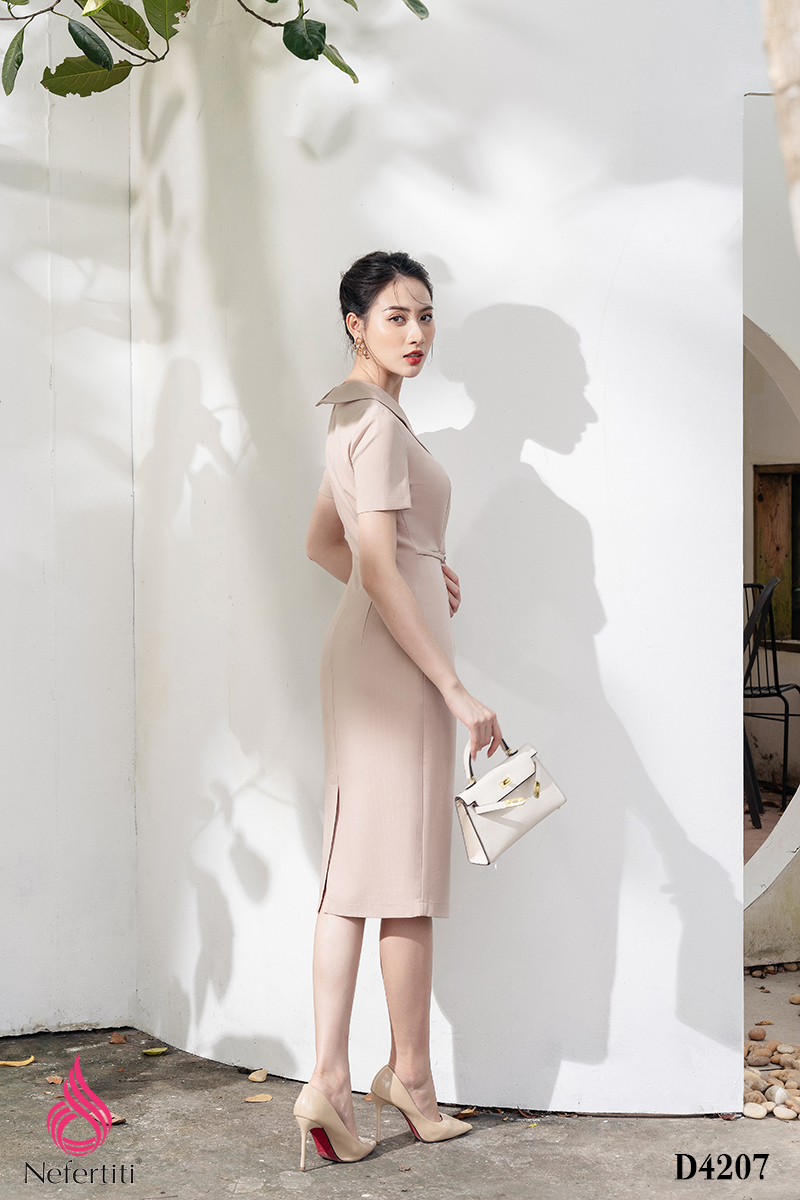 3D4207 - ĐẦM CỔ V DÁNG ÔM