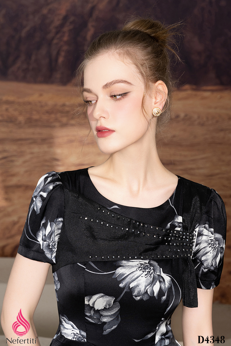 1D4348 - ĐẦM PEPLUM XẾP LY NHỎ