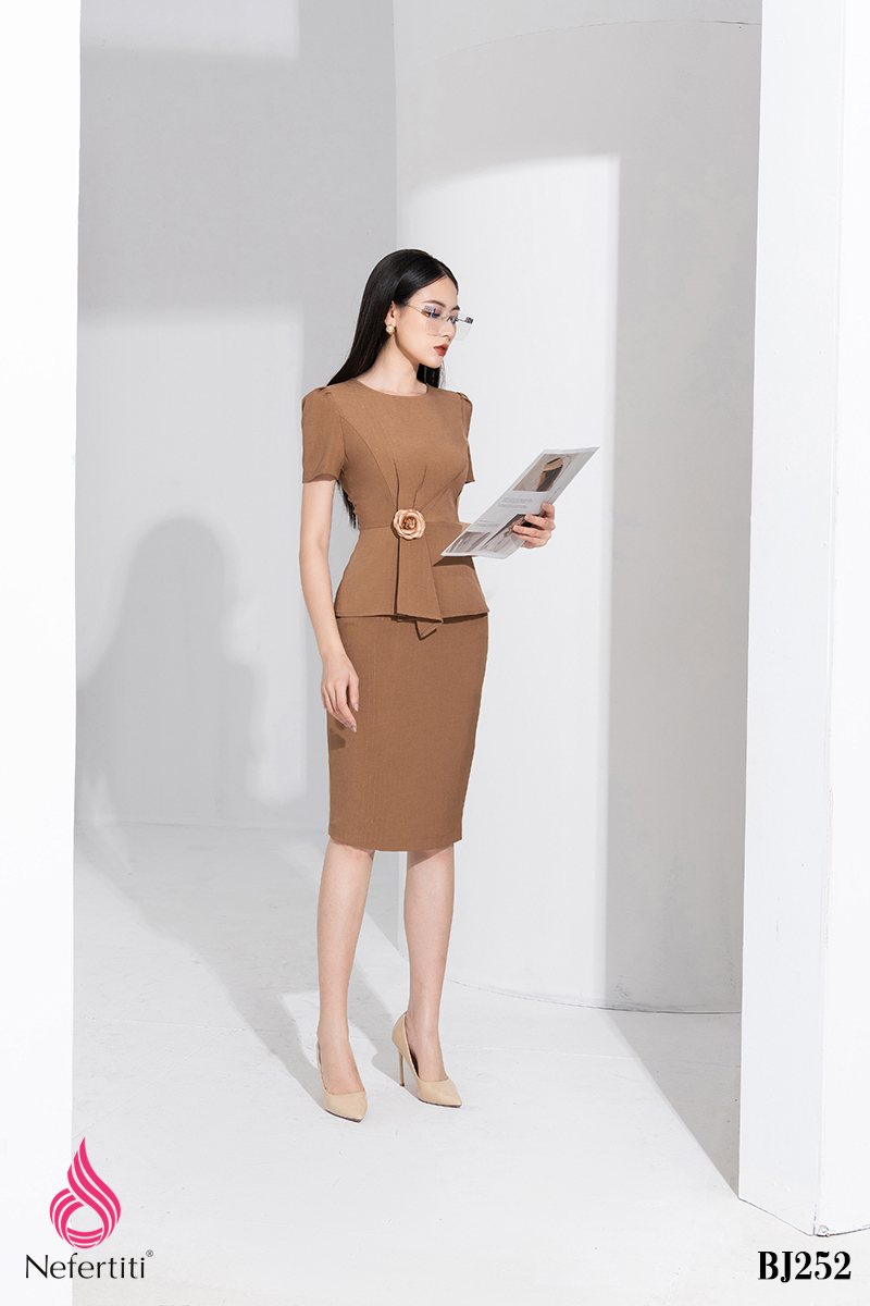 3BJ252 - BỘ CÔNG SỞ PEPLUM