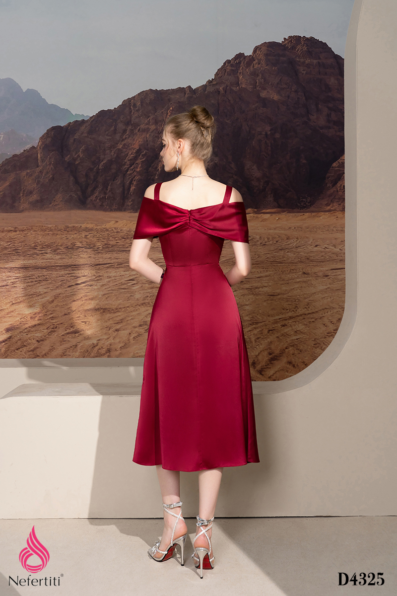 1D4325 - ĐẦM TRỄ VAI NGỰC XẾP VẠT NHÚN CÁCH ĐIỆU