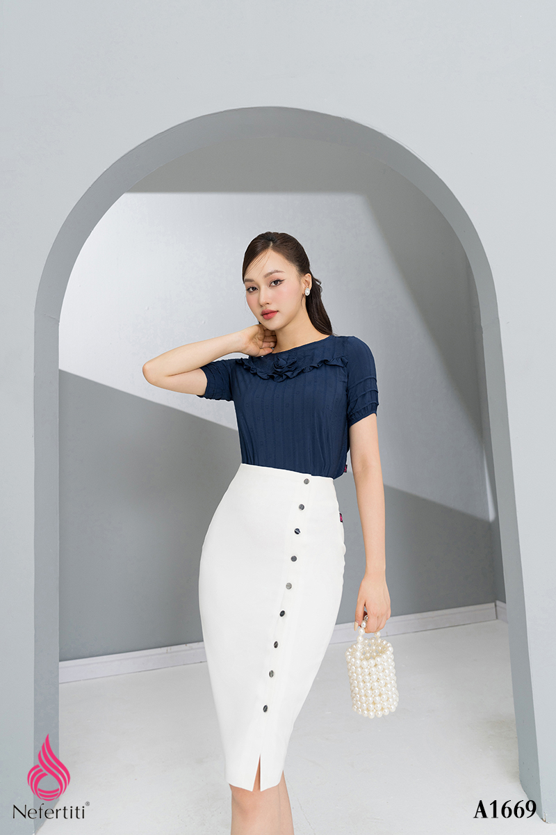 1A1669 - SƠ MI LỤA ĐÍNH HOA TRANG TRÍ