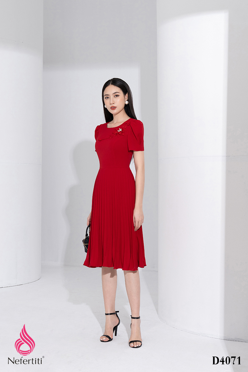 1D4071 - ĐẦM DÁNG XÒE XẾP LI NHỎ