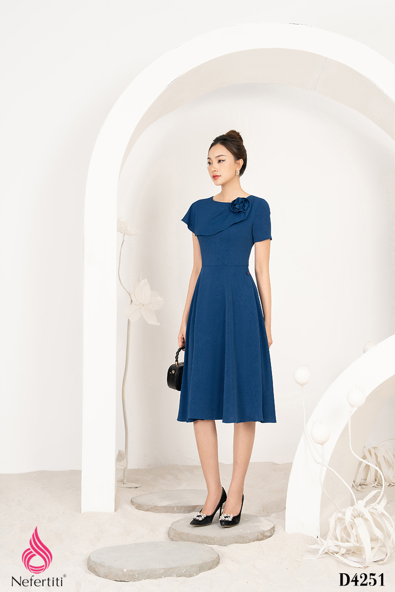 1D4251 - ĐẦM LỤA ĐÍNH HOA 3D