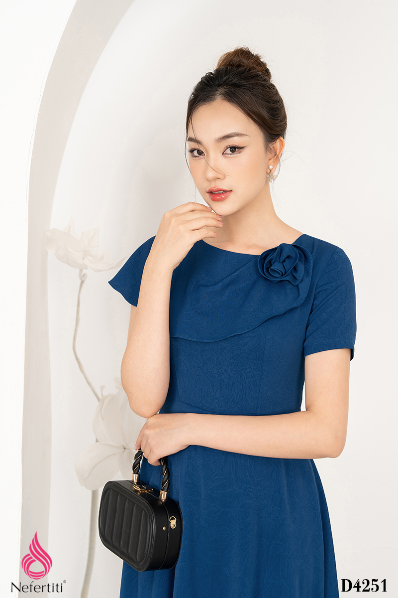 1D4251 - ĐẦM LỤA ĐÍNH HOA 3D