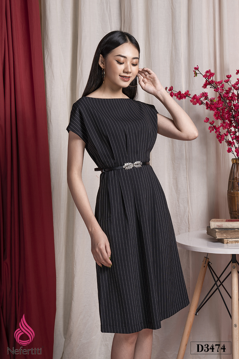 3D3474 - ĐẦM ĐEN CỔ THUYỀN