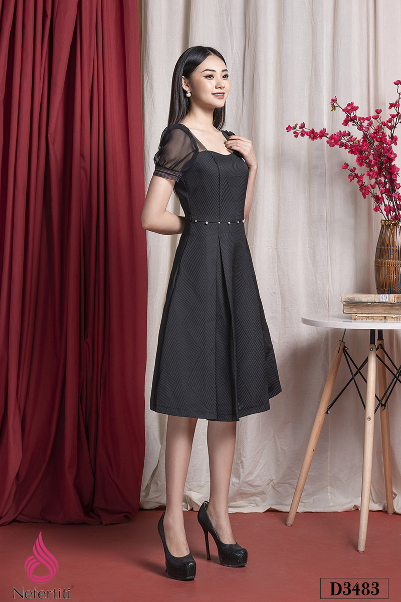 1D3483 - ĐẦM DÁNG XẾP LI XÒE TAY PHỐI LƯỚI