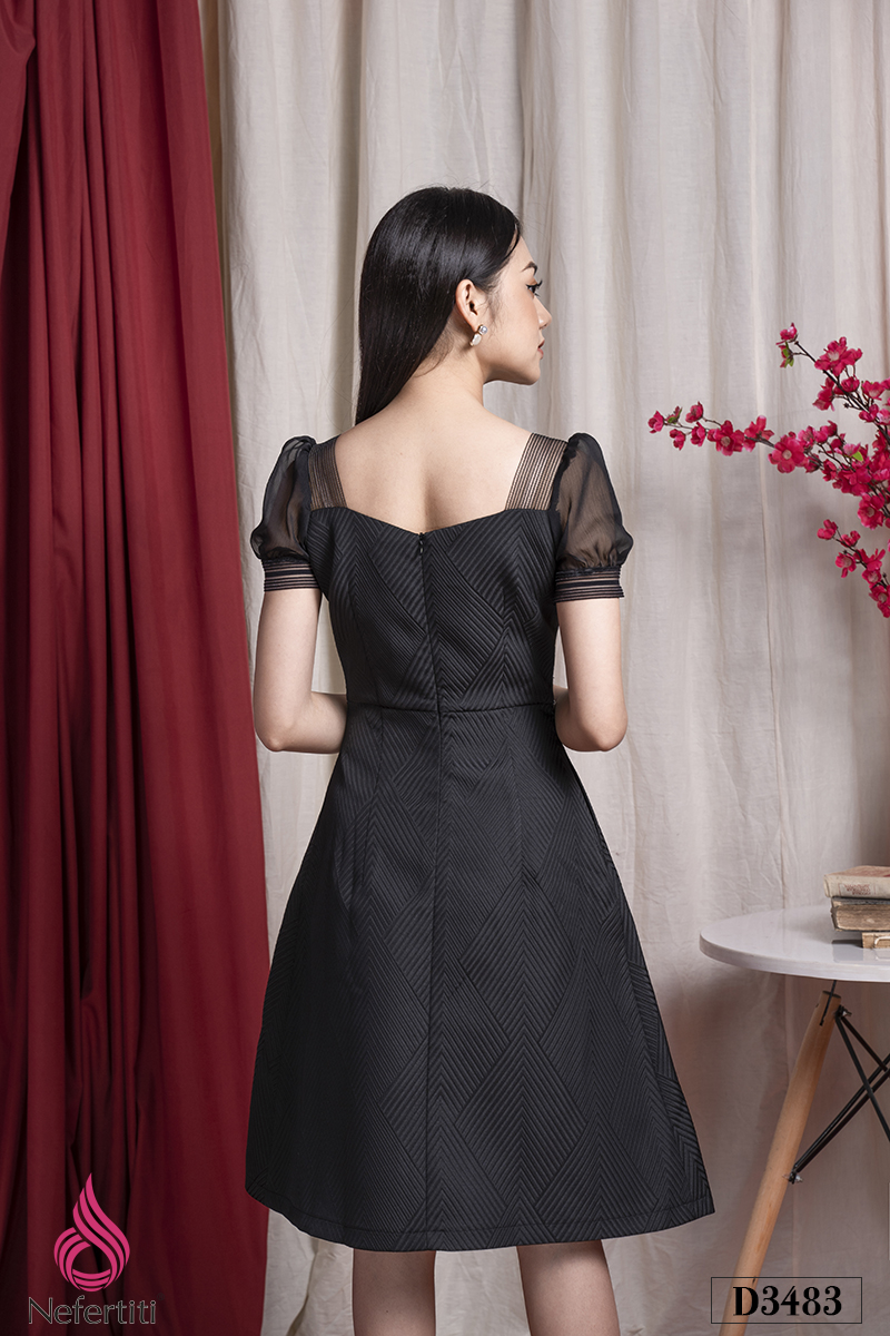 1D3483 - ĐẦM DÁNG XẾP LI XÒE TAY PHỐI LƯỚI