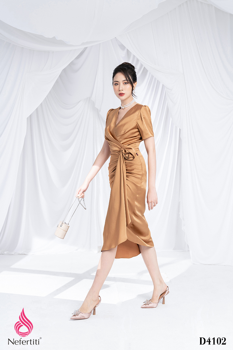 3D4102 - ĐẦM LỤA XẾP NHÚN VẠT CHÉO SANG TRỌNG
