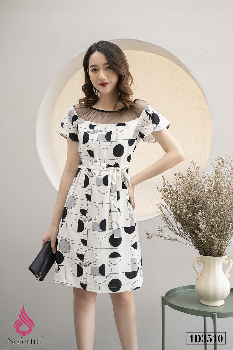 1D3510 - ĐẦM TRẮNG HỌA TIẾT