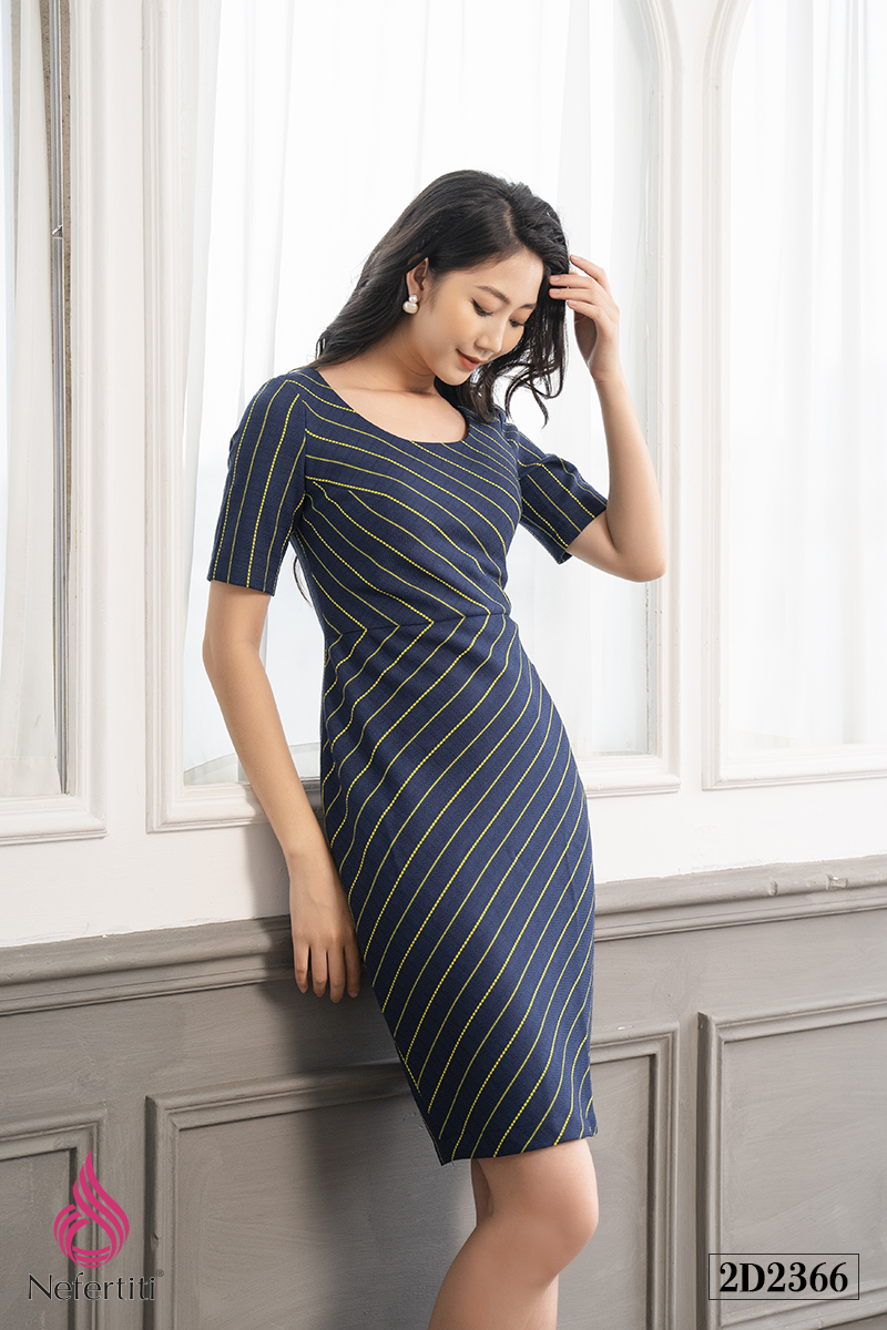 2D2366 - ĐẦM KẺ DÁNG ÔM