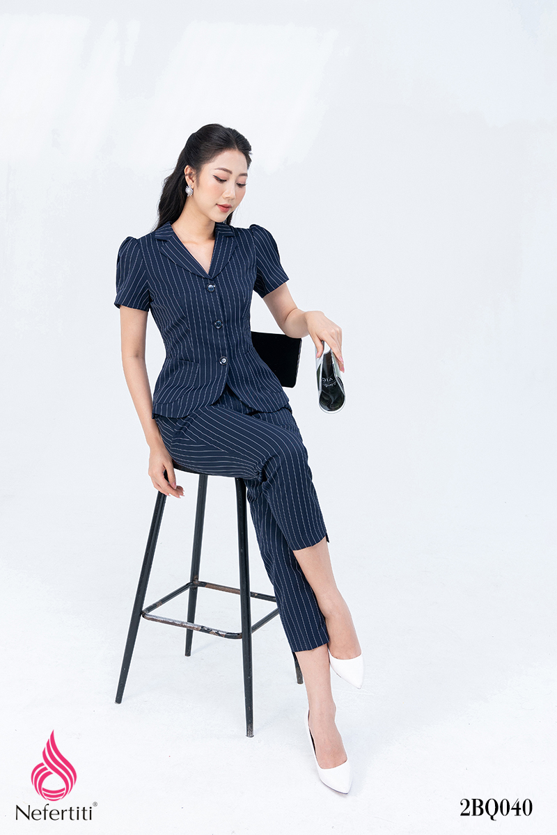 2BQ040 - BỘ CÔNG SỞ HỌA TIẾT KẺ SỌC