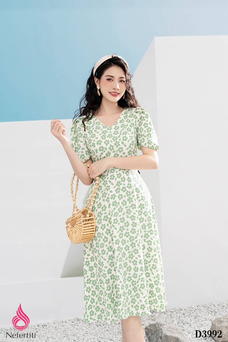 1D3992 - ĐẦM HOA CỔ V TAY XẾP BỒNG NGẮN