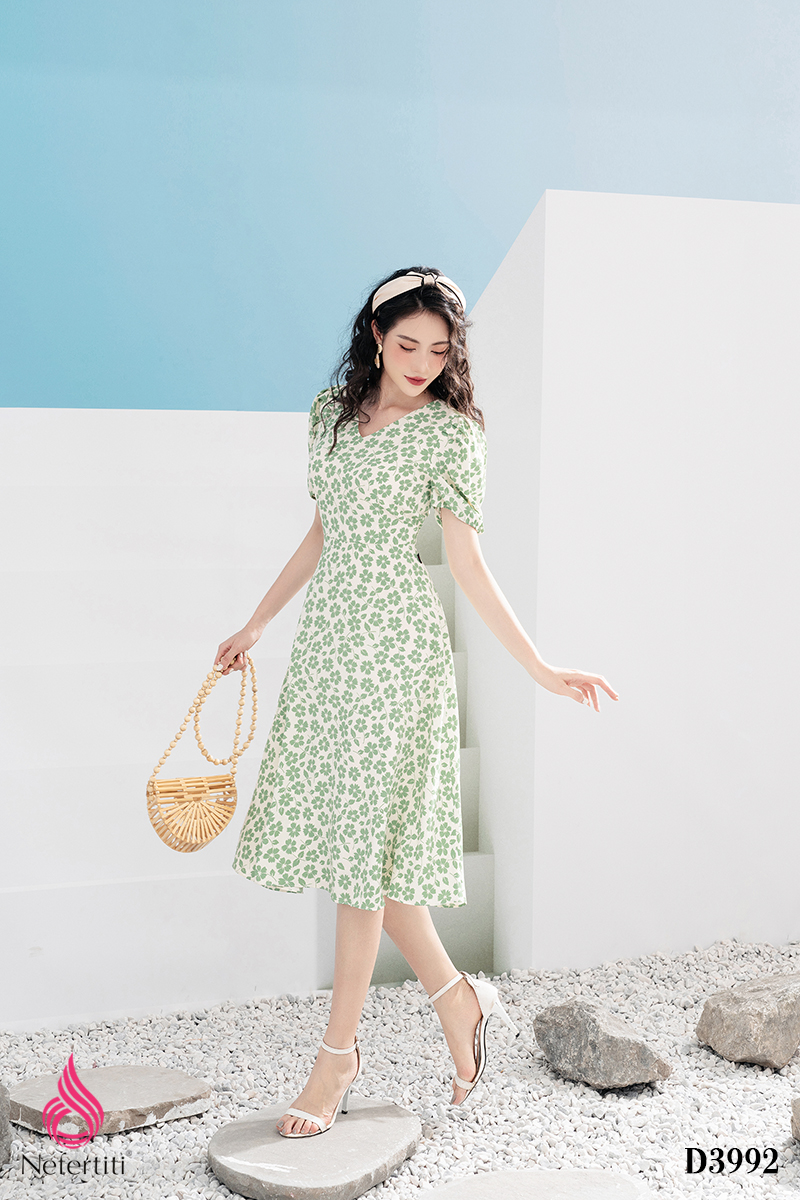 1D3992 - ĐẦM HOA CỔ V TAY XẾP BỒNG NGẮN