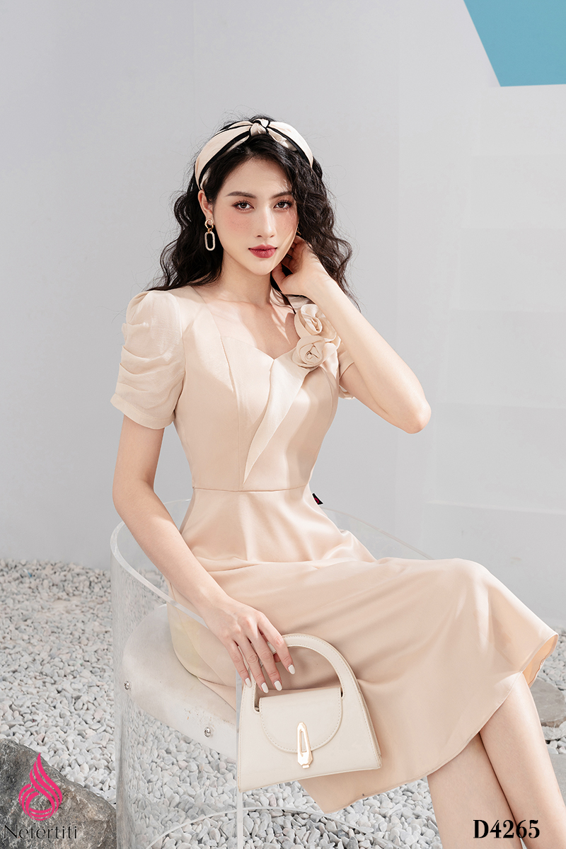 1D4265 - ĐẦM CỔ VUÔNG ĐÍNH HOA 3D TRANG TRÍ