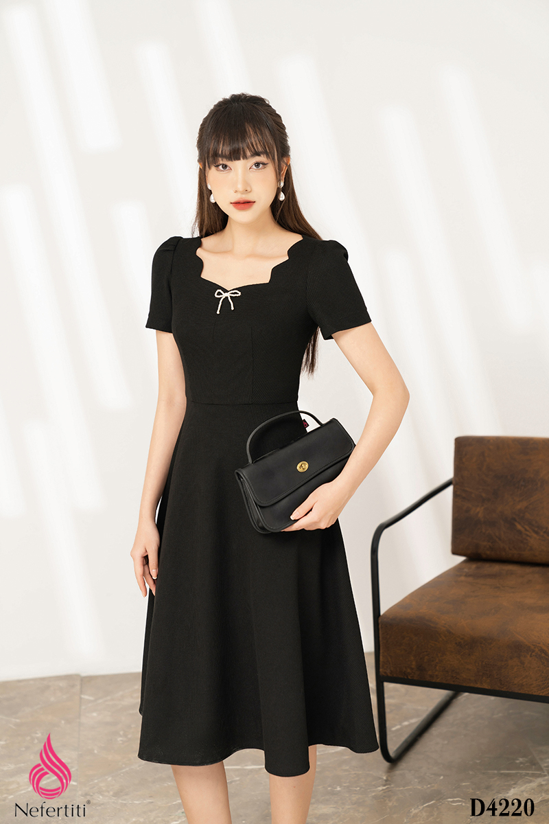 3D4220 - ĐẦM CỔ VUÔNG ĐÍNH NƠ