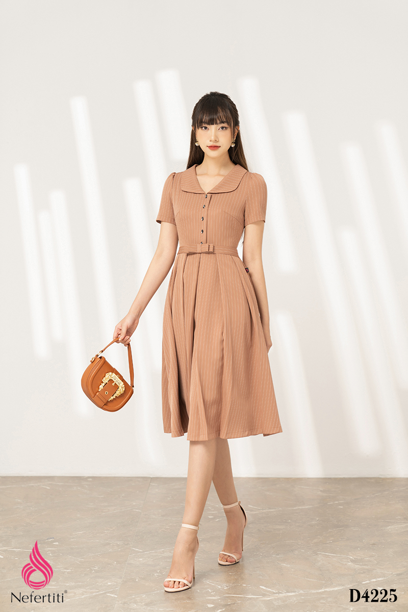 3D4225 - ĐẦM KẺ ĐÍNH NƠ THẮT EO