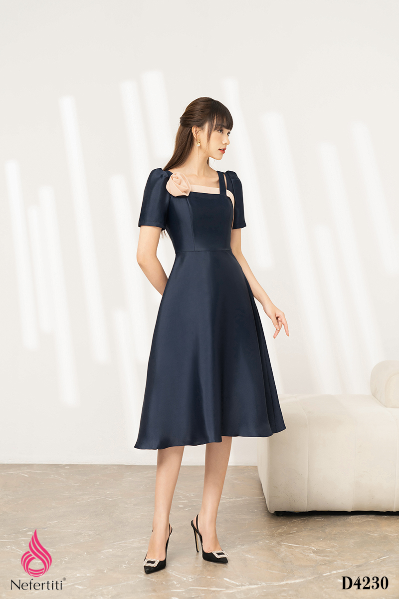 3D4230 - ĐẦM XÒE CỔ VUÔNG ĐÍNH HOA