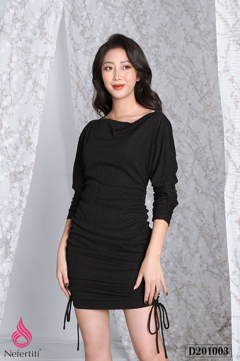 3D201003 - ĐẦM CỔ THUYỀN DÁNG ÔM