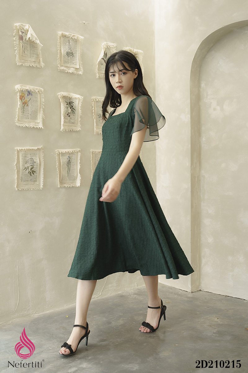 2D210215 - ĐẦM XANH CỔ VUÔNG PHỐI TAY VOAN