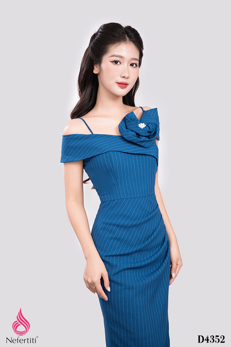 1D4352 - ĐẦM TRỄ VAI DÁNG ÔM