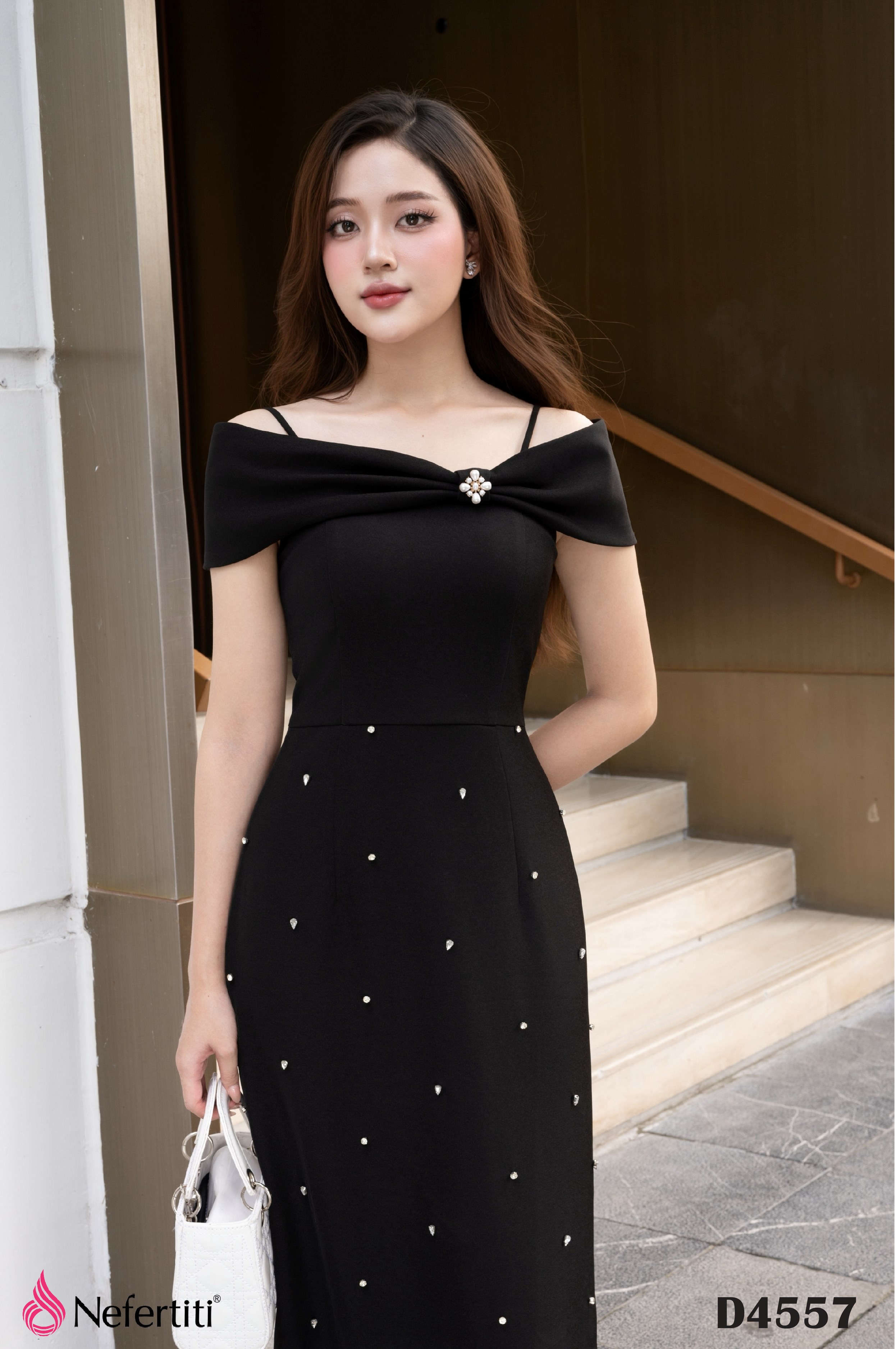 2D4557 - Đầm dạo phố đen sang trọng