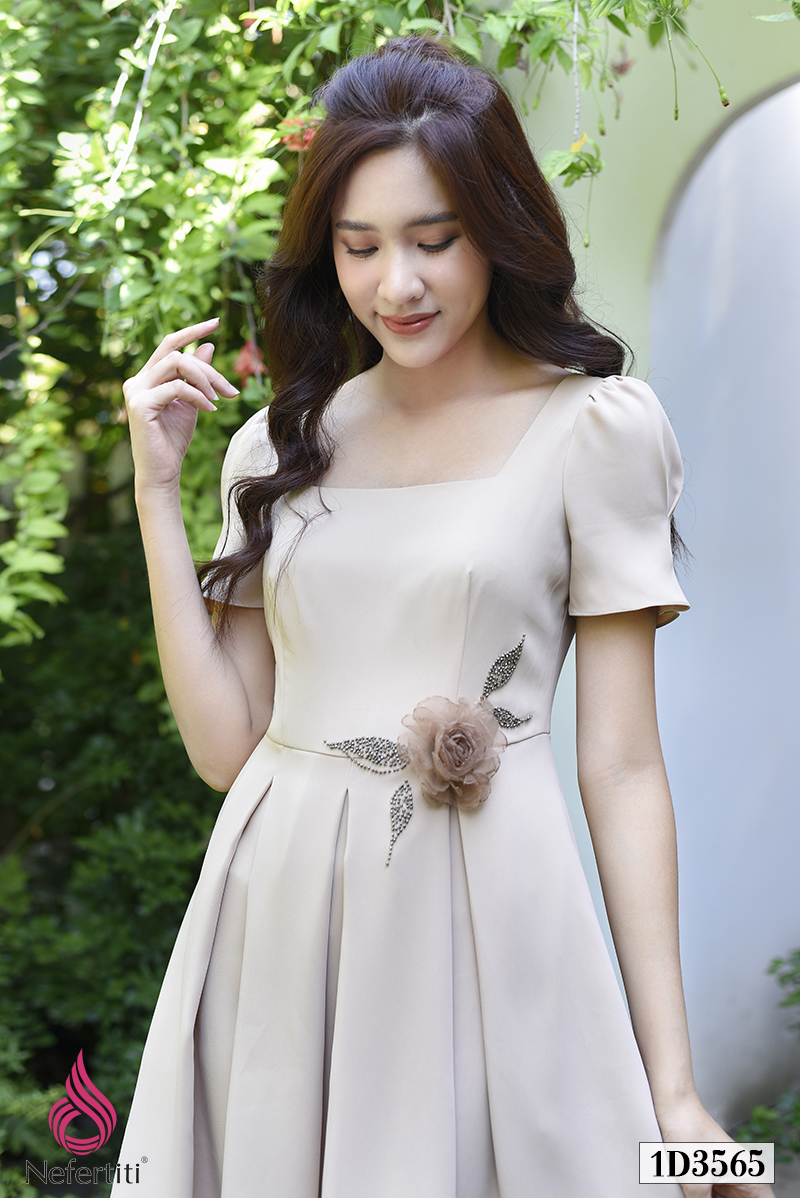 1D3565 - ĐẦM XÒE ĐÍNH HOA CÁCH ĐIỆU