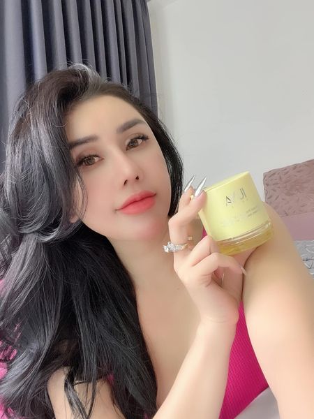 Kem dưỡng trắng tái tạo da IUYA 50ml, xuất xứ Hàn Quốc