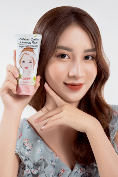 Sữa rửa mặt Rosa Skincure Centella Cleansing Foam