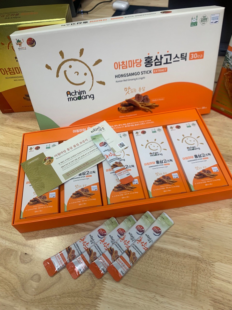 Cao Hồng Sâm Linh Chi Achimmadang Hongsamgo Stick Extract (30 gói x 10ml)