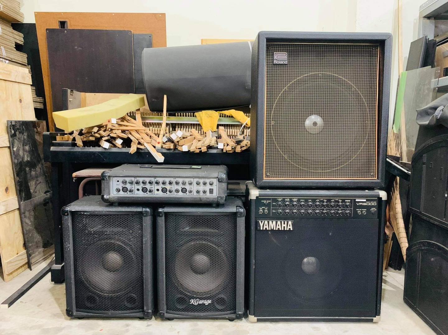 Bán 100 chiếc loa bãi Nhật chuyên dùng cho đàn Guitar tại Hà Nội