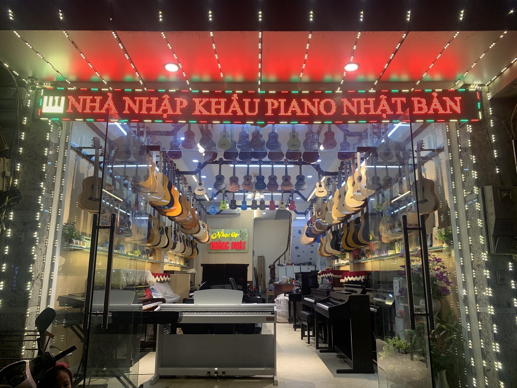 TRA NĂM SẢN XUẤT CỦA ĐÀN PIANO CƠ YAMAHA VÀ KAWAI