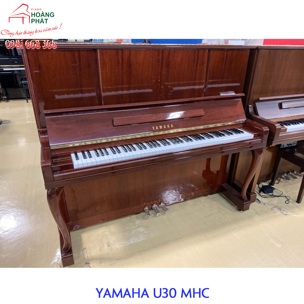 YAMAHA U30MHC