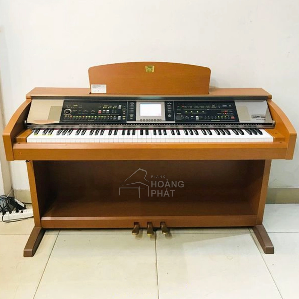 YAMAHA CVP303