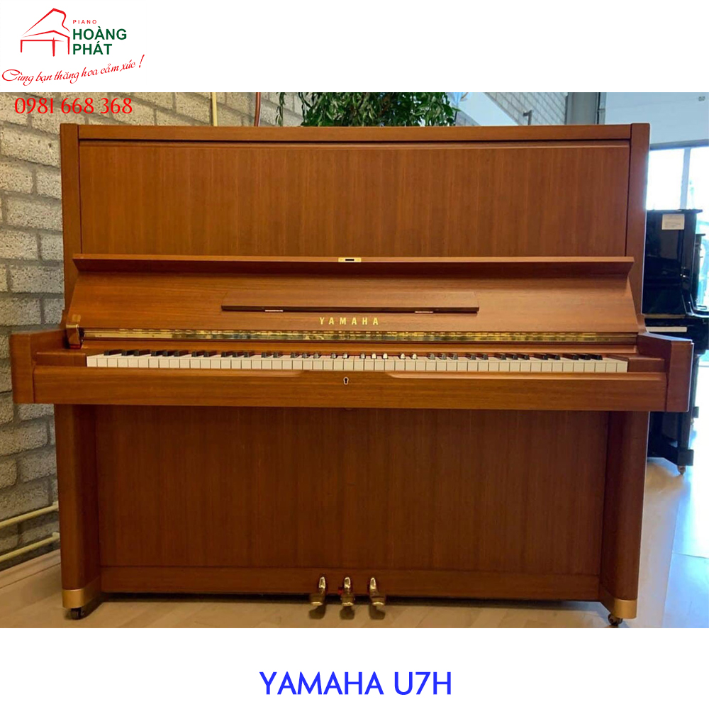 YAMAHA U7H