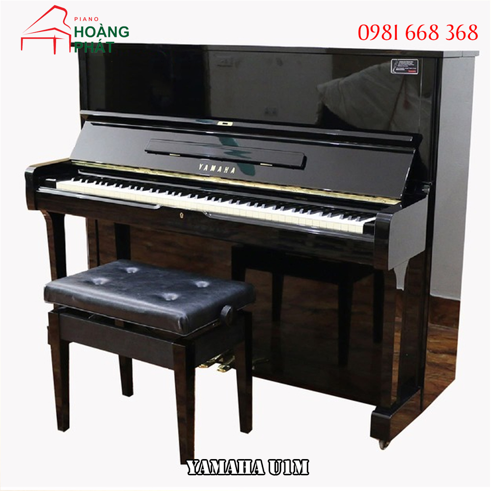 YAMAHA U1M