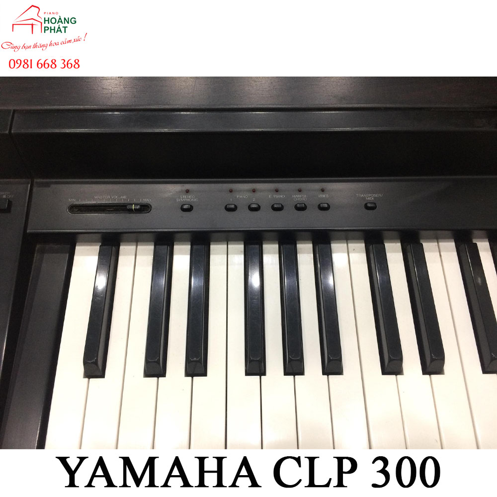 YAMAHA CLP-300