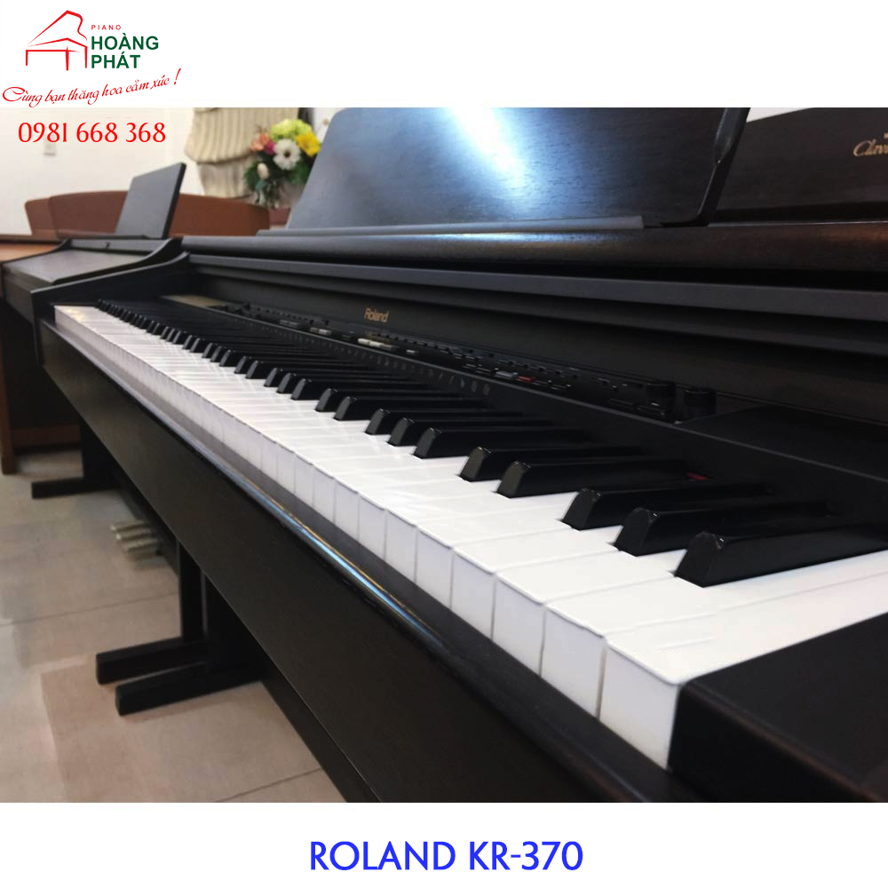 ROLAND KR-370