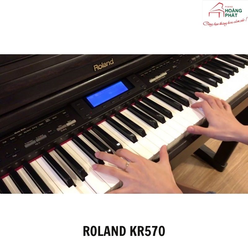 Roland  KR-570