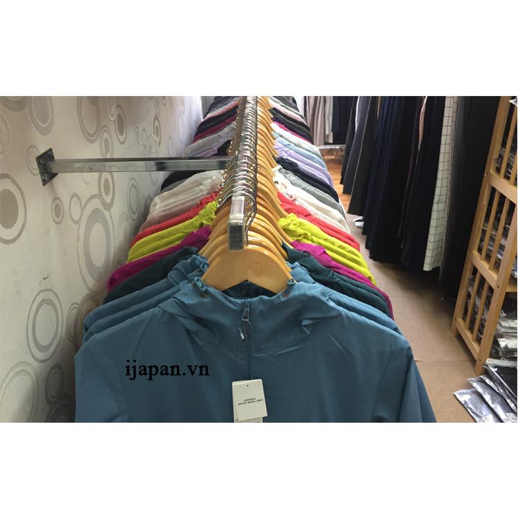 Áo khoác gió Uniqlo 2019 Nhật Bản màu đen - 409095