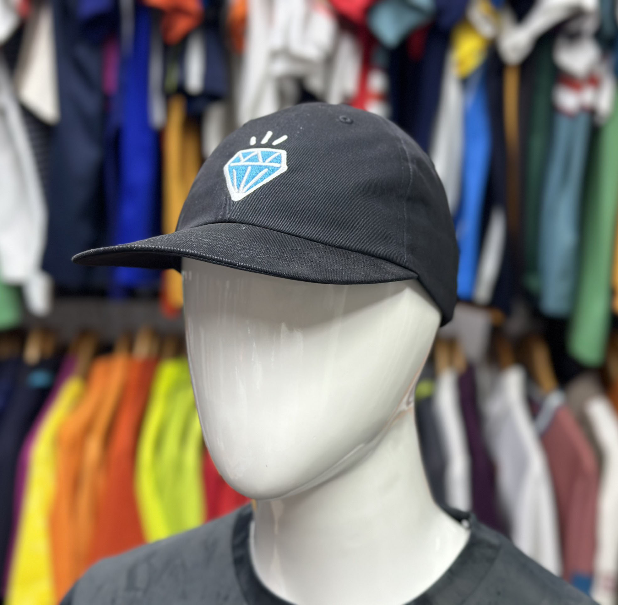 Mũ lưỡi trai Uniqlo phong cách Hiphop